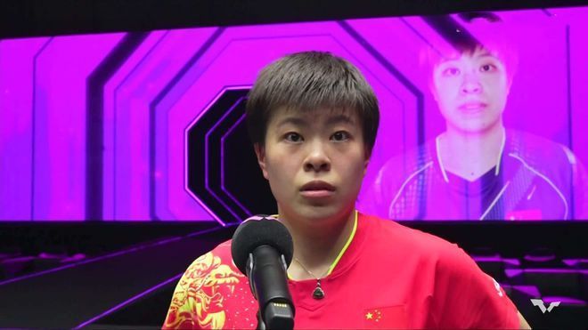朱竹清泳装比基尼套装图片